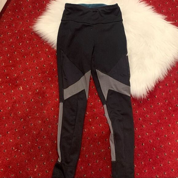 Sweaty Betty reversible full length legging - Picture 8 of 8